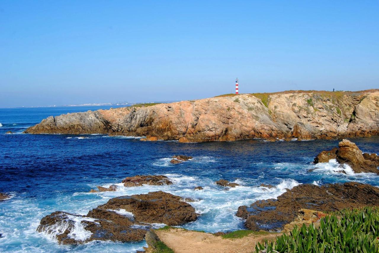 Casa Da Praia & Casa Da Mare Da Alta By Estilo Lusitano, Com Piscina Privada Porto Covo Exterior photo